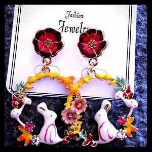 Adorable enamel dangle earrings with bunnies!